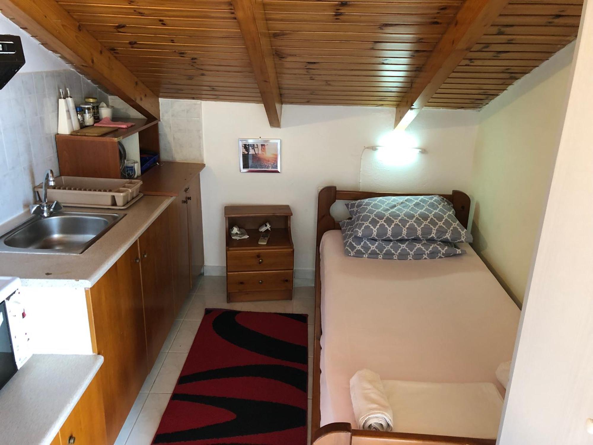 Ion Apartments Messolonghi Single Bed Room Mountain View Loft Mesolóngion Dış mekan fotoğraf